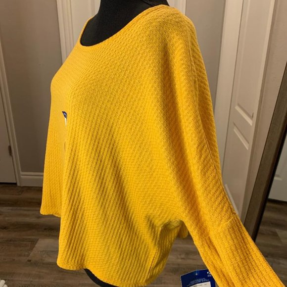 JCPenney Arizona | Waffle Low Shoulder Blouse - Picture 4 of 9